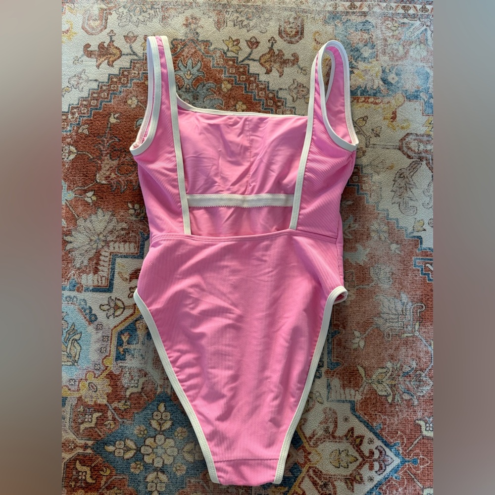 LainSnow Ocean Isle One Piece Pink Swimwear - Picture 4 of 5